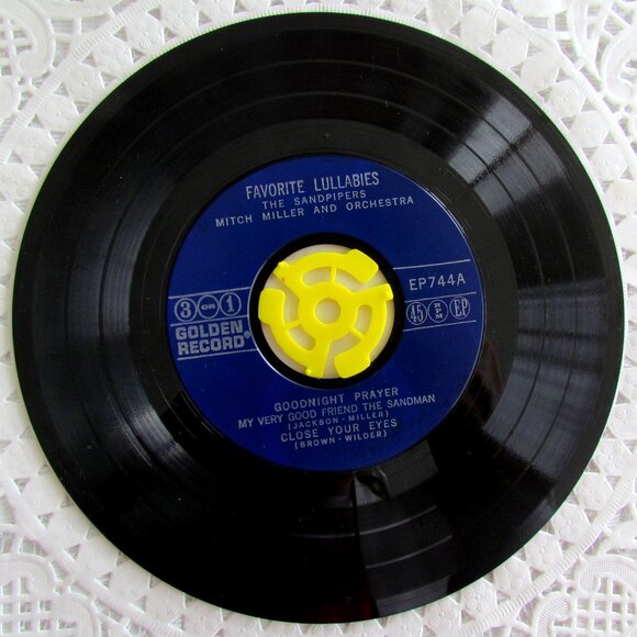 45 RPM KID'S RECORDS, LOT of 4 VINTAGE LULLABIES, THE SWING, THREE BLIND MICE + - Picture 10 of 16